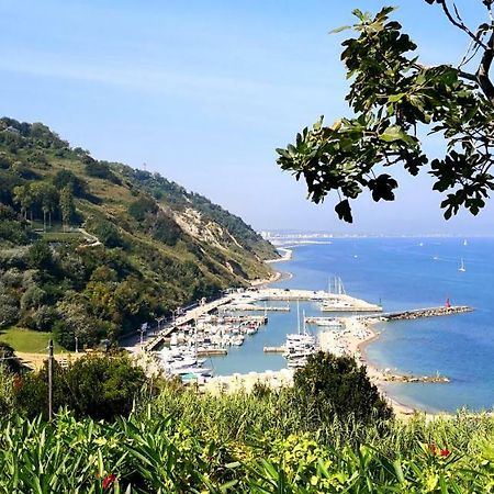 Residence Baia Vallugola Castel di Mezzo المظهر الخارجي الصورة