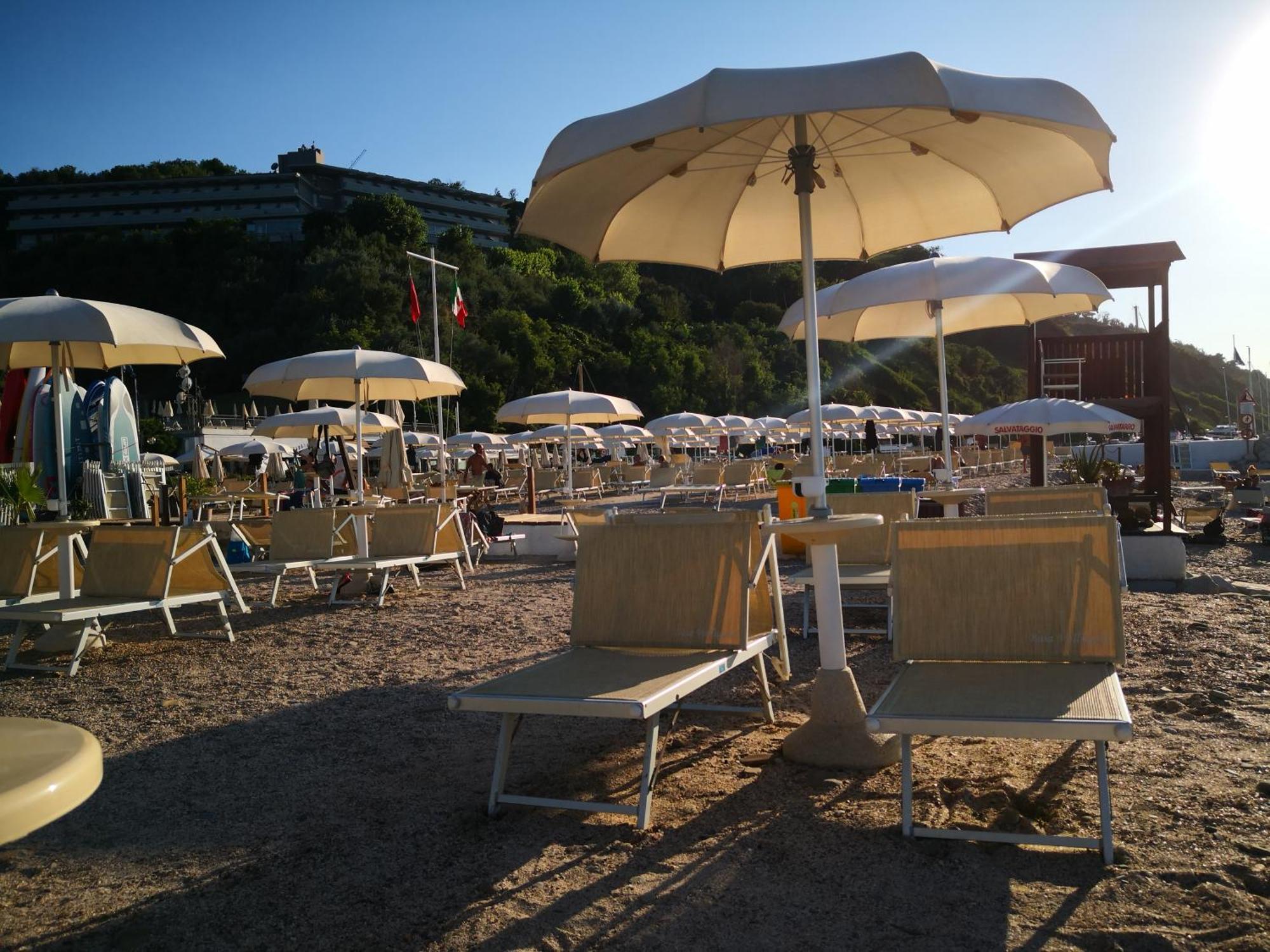 Residence Baia Vallugola Castel di Mezzo المظهر الخارجي الصورة