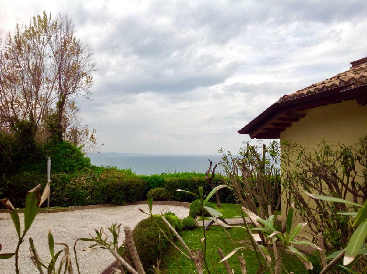 Residence Baia Vallugola Castel di Mezzo المظهر الخارجي الصورة